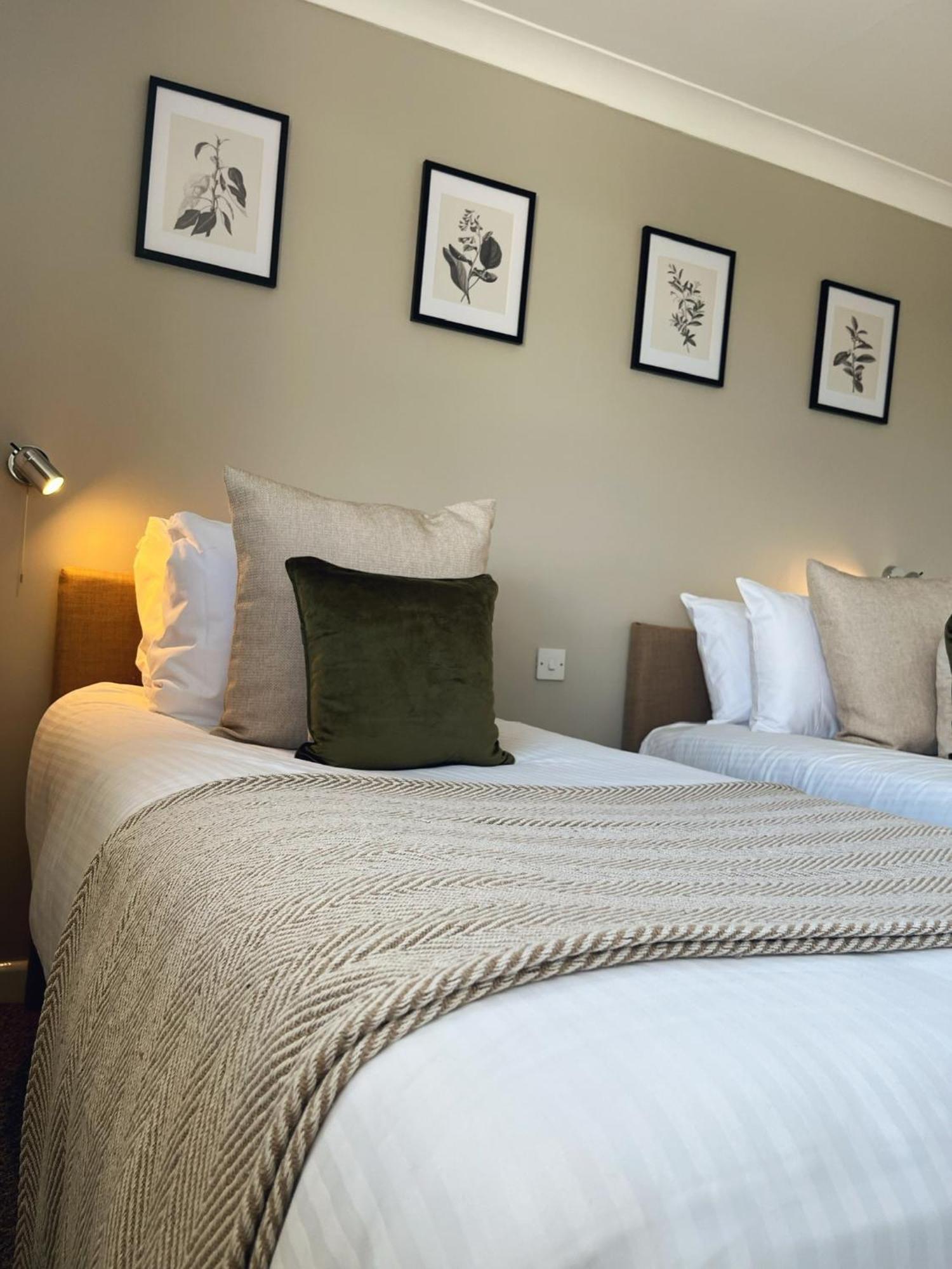 Inn For All Seasons Redruth Buitenkant foto